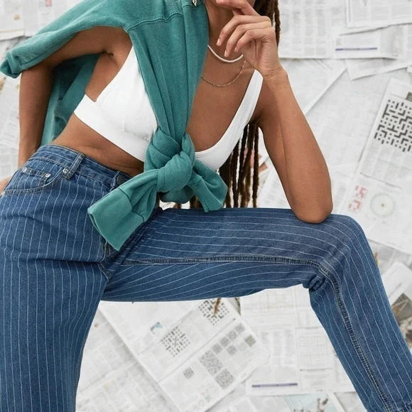 Nasty Gal High Waisted Denim Striped Mom Jeans Size 6 - Picture 4 of 16